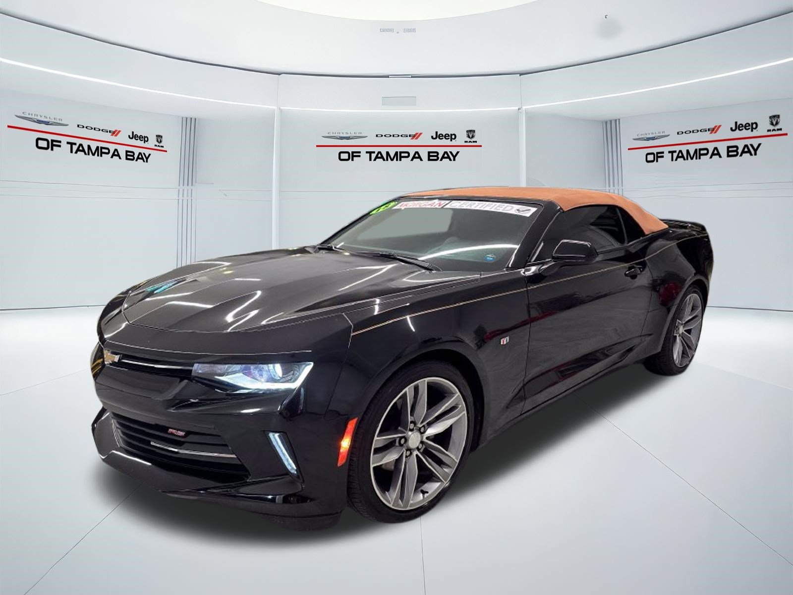 Used 2018 Chevrolet Camaro LT RWD image 2