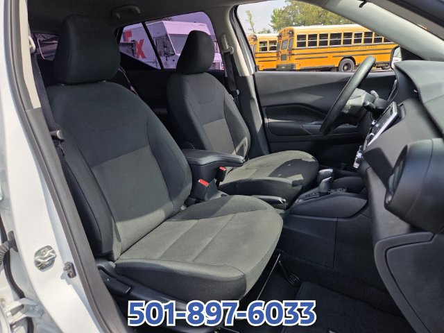 Used 2025 Nissan Kicks Play S FWD image 15