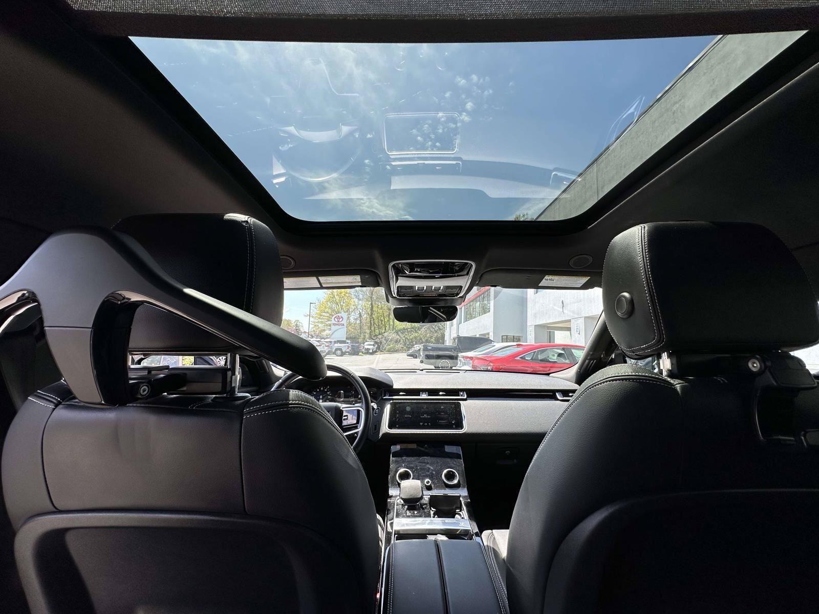 Used 2023 Land Rover Range Rover Velar R-Dynamic S AWD/4WD image 19