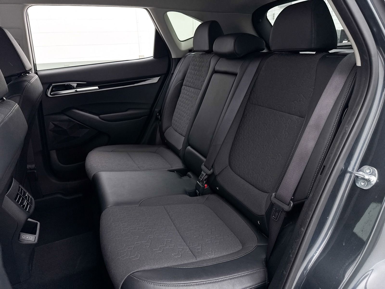 Certified 2024 Kia Seltos S image 29