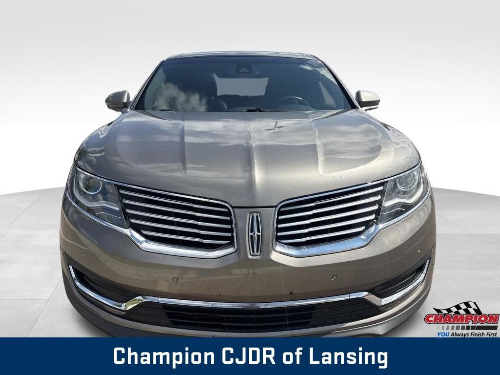 Used 2017 Lincoln MKX Reserve w/ Driver Assistance Package AWD/4WD image 10