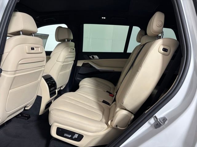 Used 2021 BMW X7 xDrive40i w/ Premium Package image 19