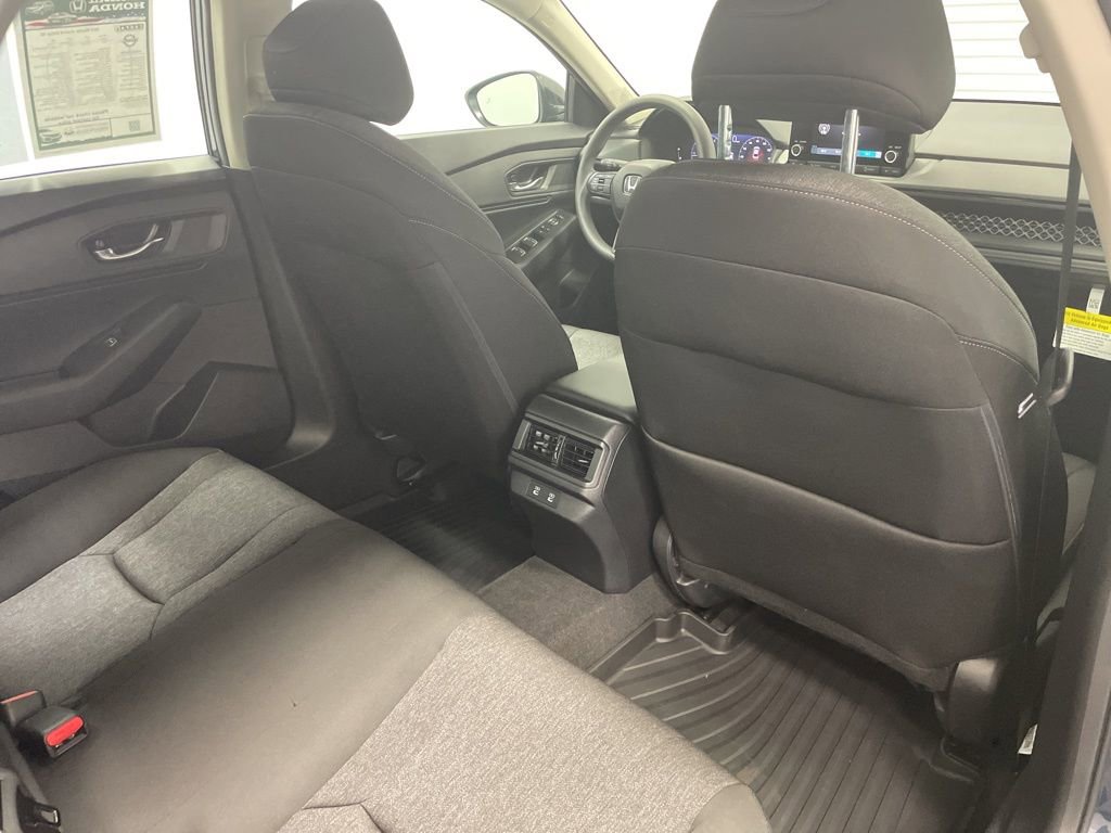 Used 2025 Honda Accord SE image 30