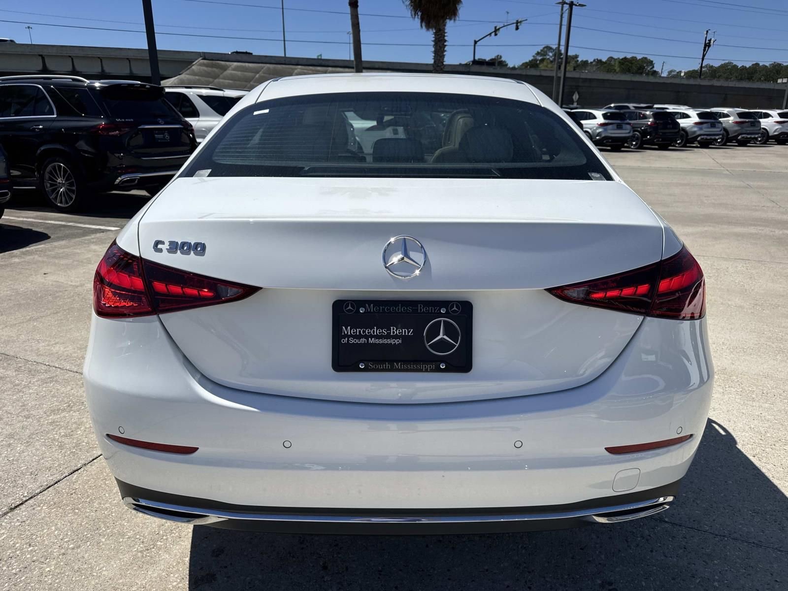Used 2024 Mercedes-Benz C 300 Sedan image 6