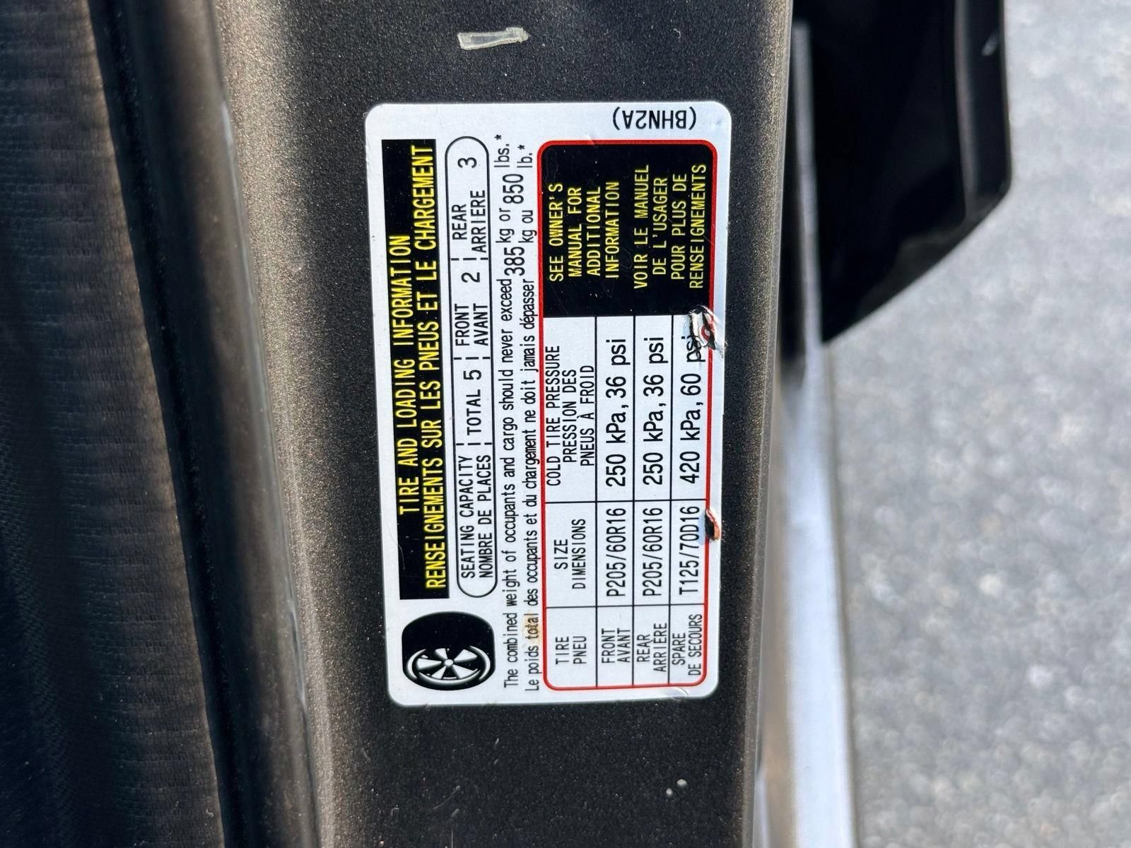 Used 2017 MAZDA MAZDA3 Sport FWD image 47