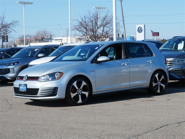 Used 2017 Volkswagen GTI S image 3