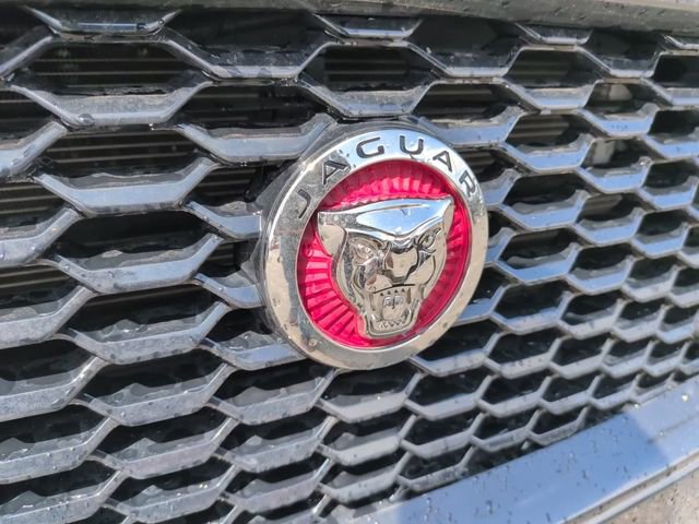 Used 2020 Jaguar E-PACE R-Dynamic S image 15
