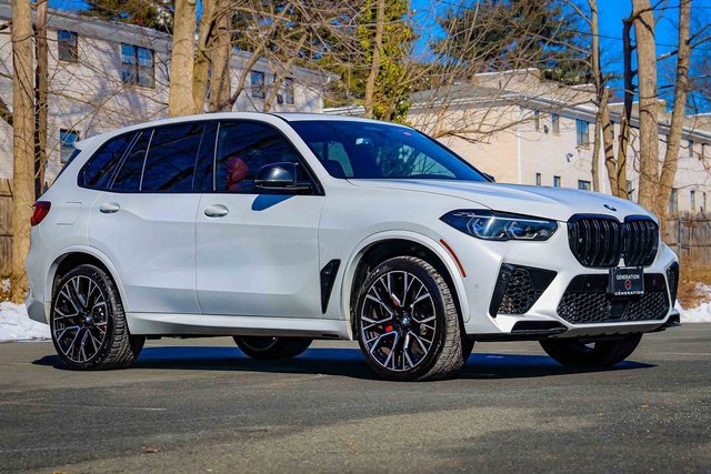 Used 2023 BMW X5 M w/ Competition Package image 32