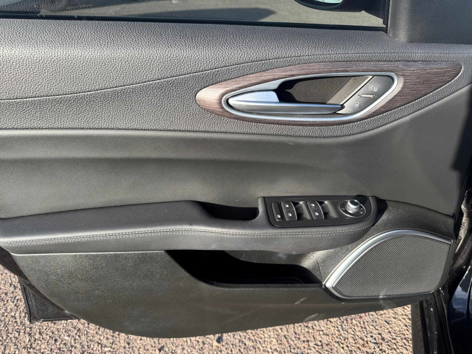 Used 2022 Alfa Romeo Giulia Ti image 11