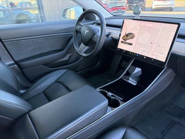 Used 2019 Tesla Model 3 Performance image 12