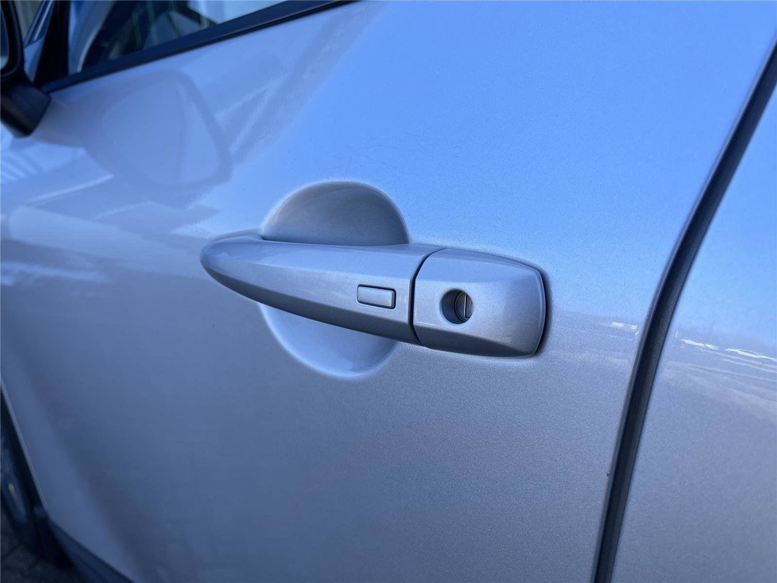 Used 2021 Nissan Rogue SV image 12