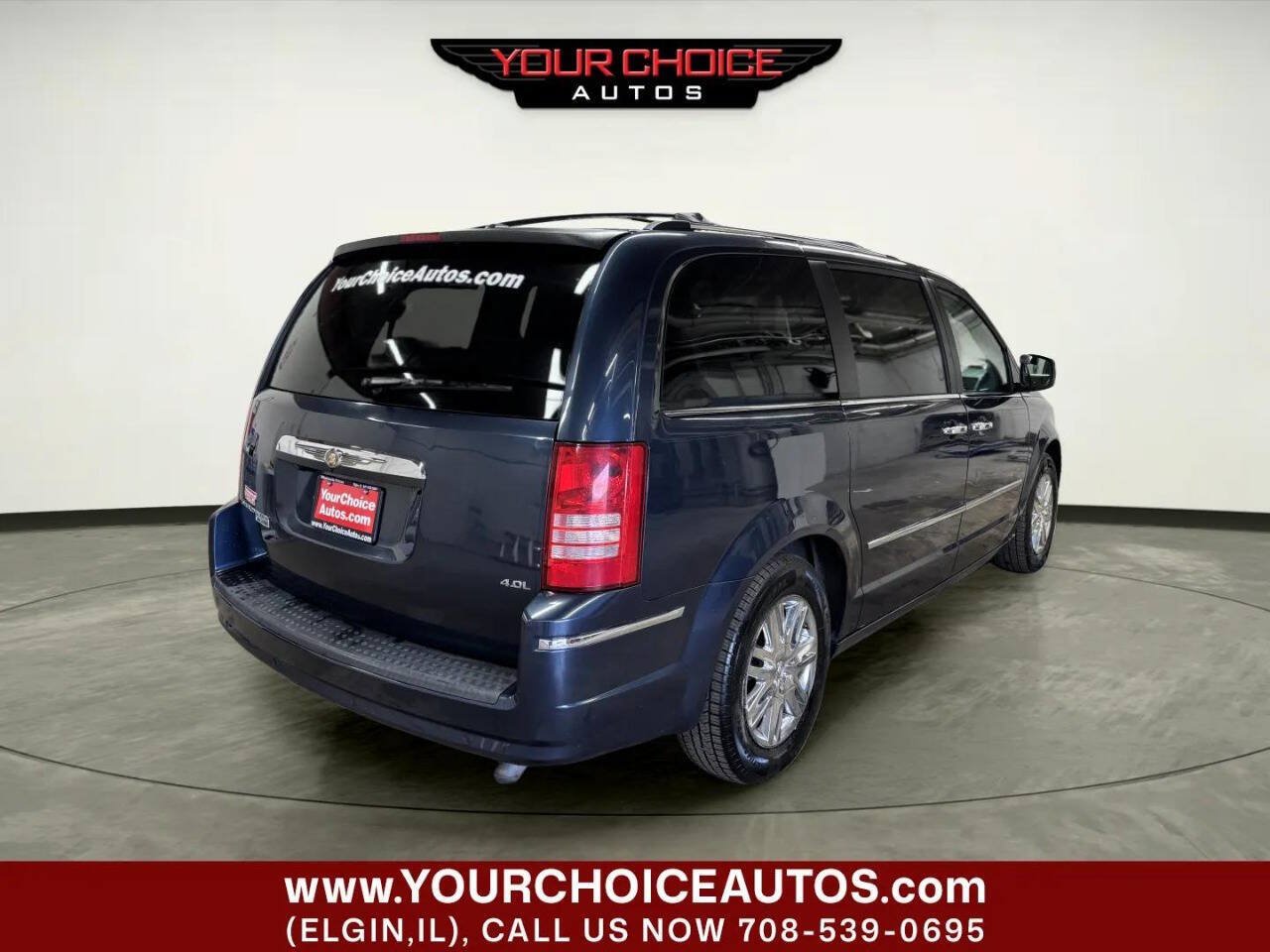 Used 2008 Chrysler Town & Country Limited w/ Trailer Tow Group FWD image 5