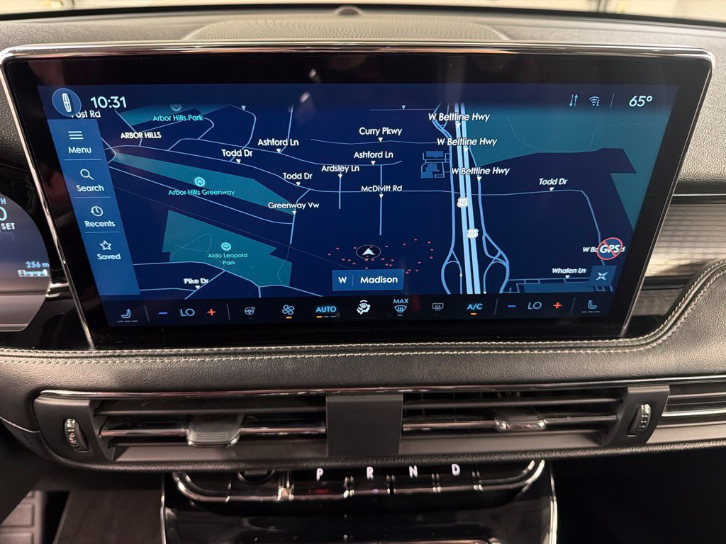 Certified 2023 Lincoln Corsair AWD w/ Equipment Group 101A image 11