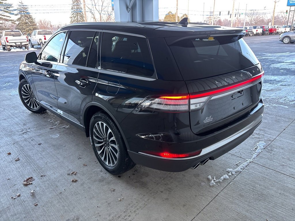 Used 2024 Lincoln Aviator Reserve image 4