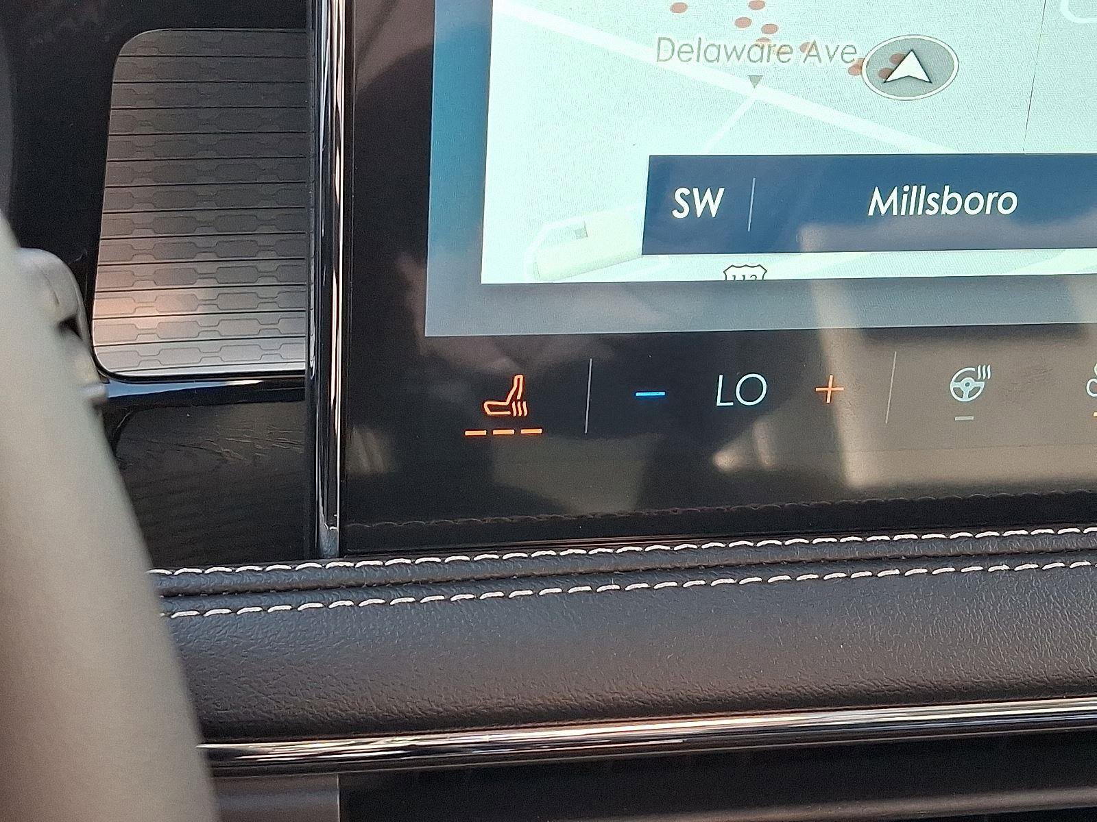 New 2026 Lincoln Corsair Premiere image 14