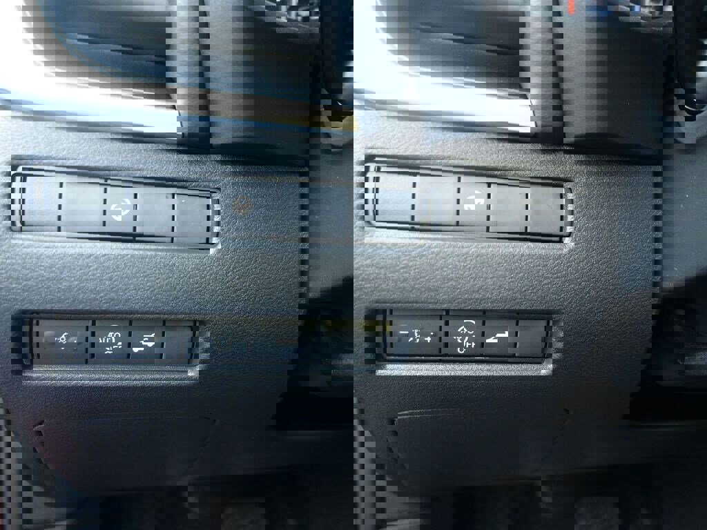 New 2026 Nissan Rogue SV image 12