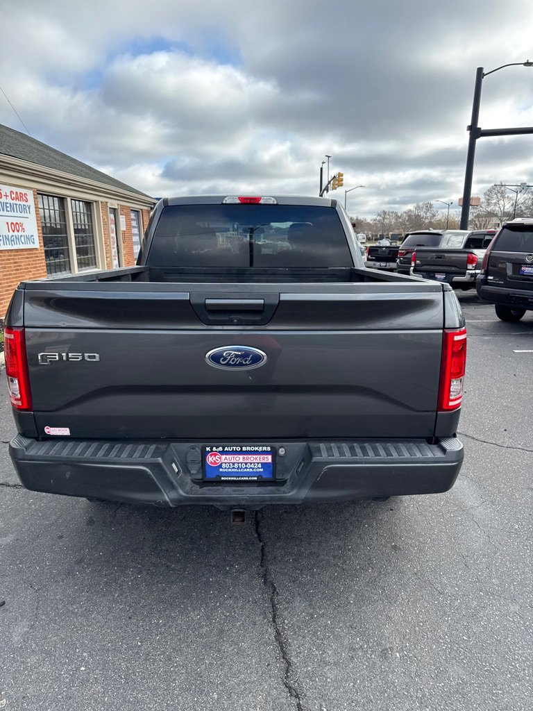 Used 2017 Ford F150 XLT w/ Equipment Group 301A Mid RWD image 4