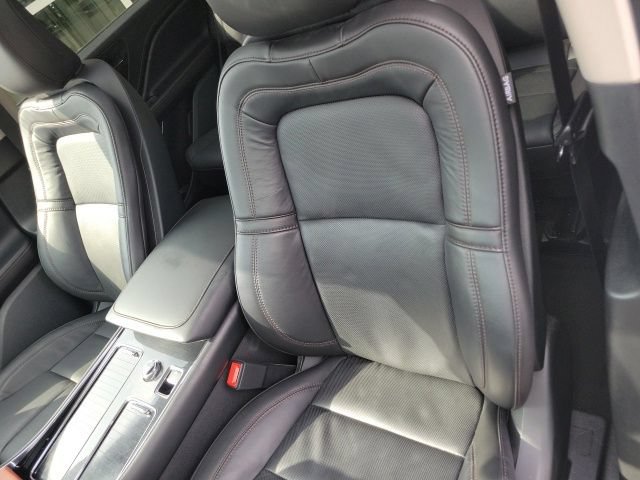 Certified 2024 Lincoln Aviator Reserve w/ Elements Package Plus AWD/4WD image 30