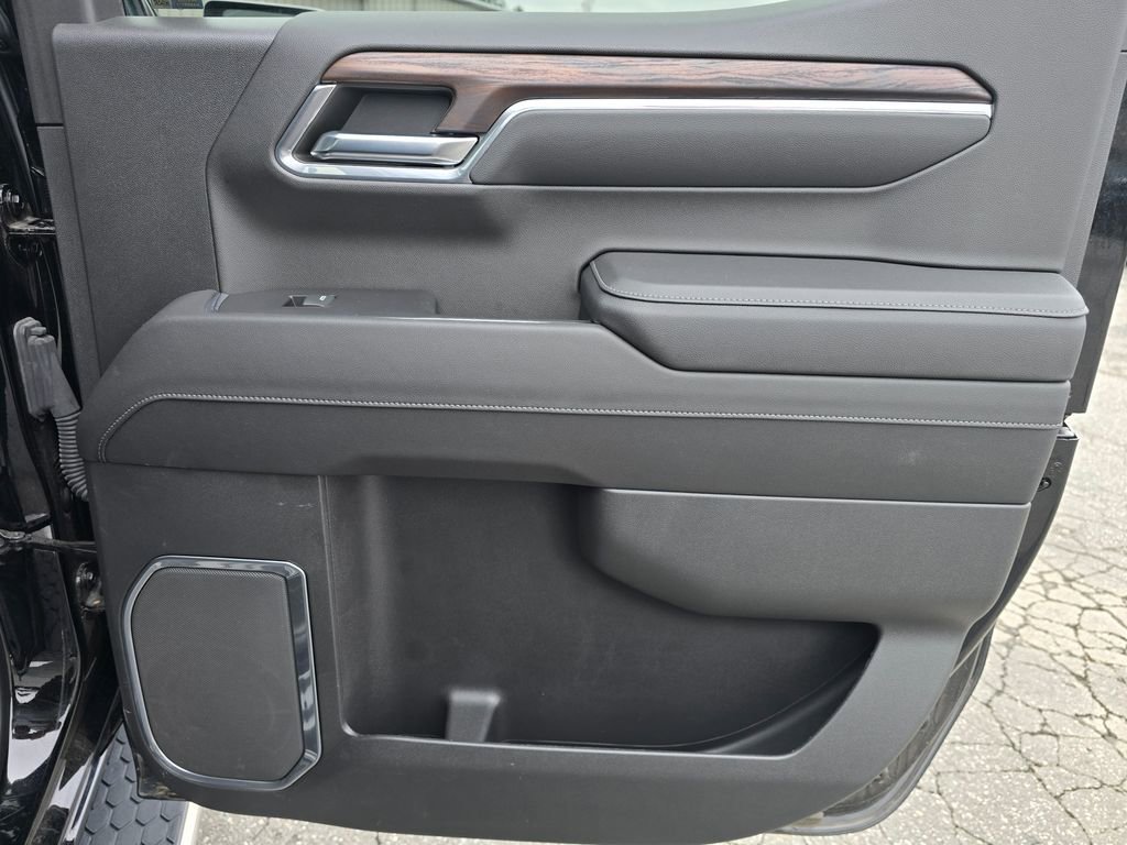 Used 2023 GMC Sierra 1500 SLT w/ SLT Convenience Package AWD/4WD image 48