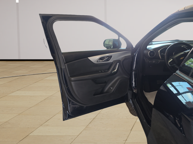 Used 2020 Chevrolet Blazer LT FWD image 10