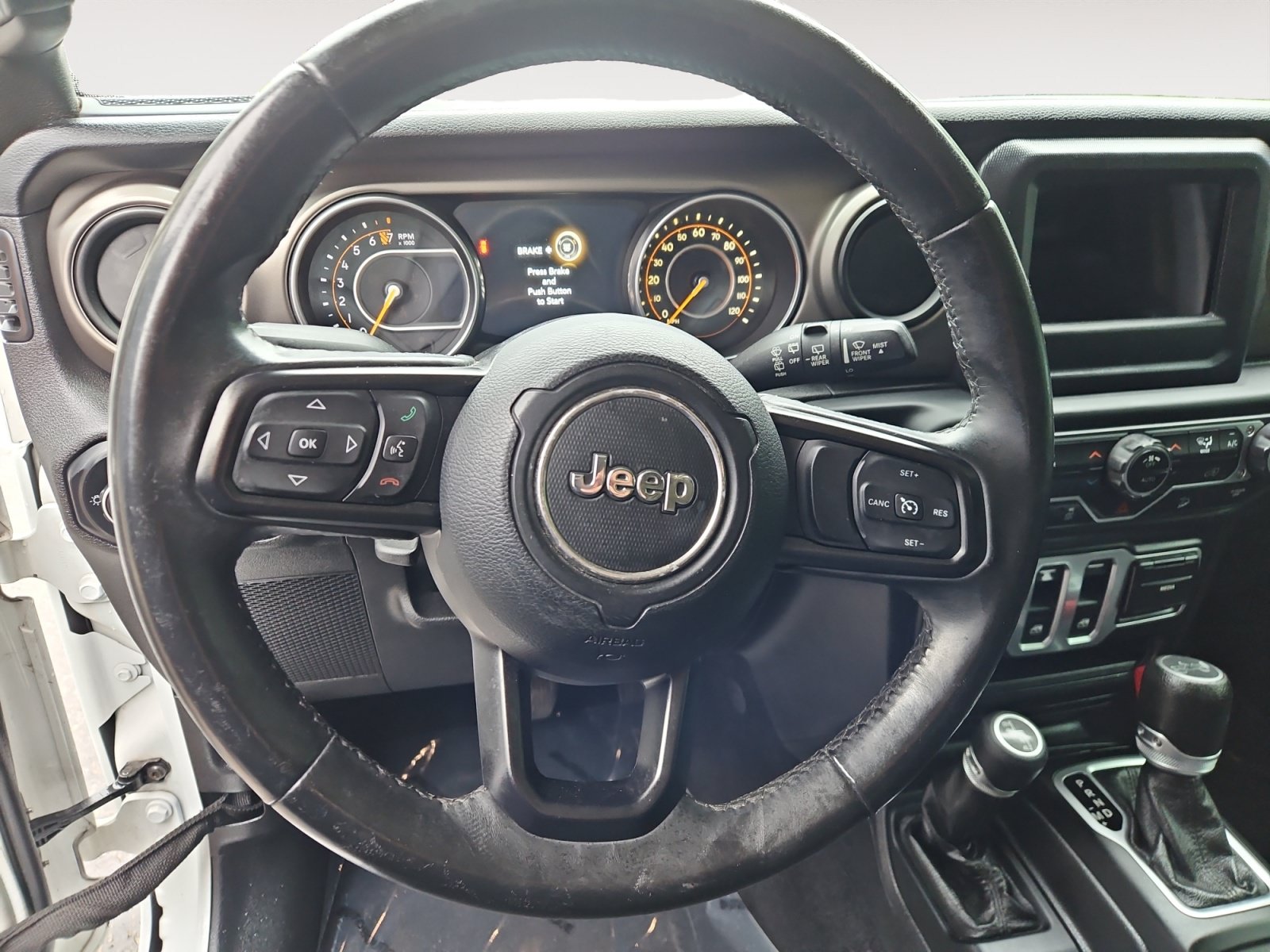 Used 2018 Jeep Wrangler Sport AWD/4WD image 12