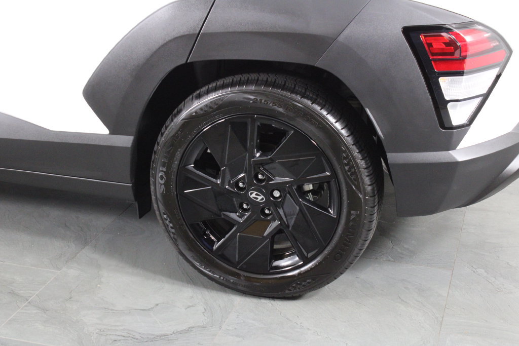Certified 2027 Hyundai Kona SEL Sport FWD image 15