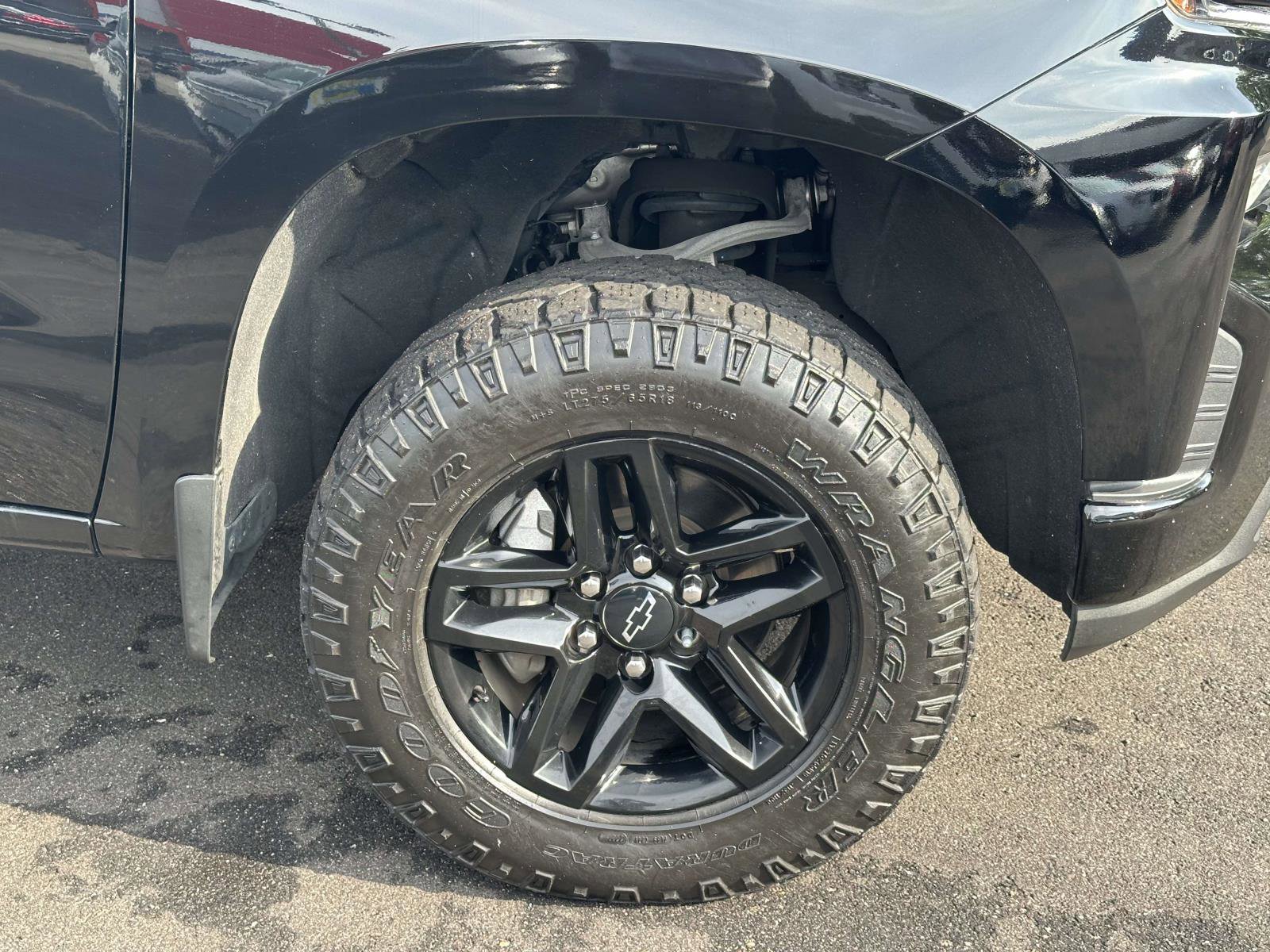 Used 2021 Chevrolet Silverado 1500 LT Trail Boss w/ Convenience Package II image 8