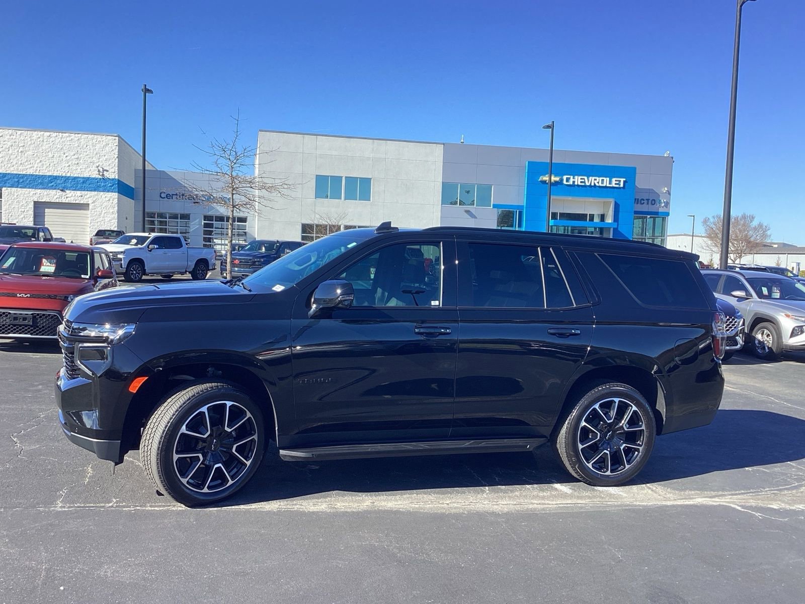 Used 2024 Chevrolet Tahoe RST w/ Luxury Package image 6