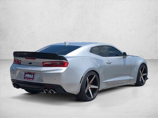 Used 2018 Chevrolet Camaro SS RWD image 5