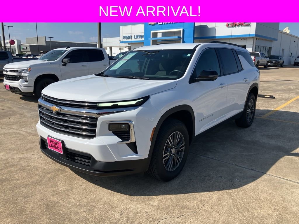 Used 2024 Chevrolet Traverse LT w/ LPO, Floor Liner Package image 3