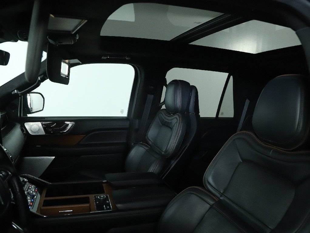 Certified 2023 Lincoln Navigator Black Label AWD/4WD image 23