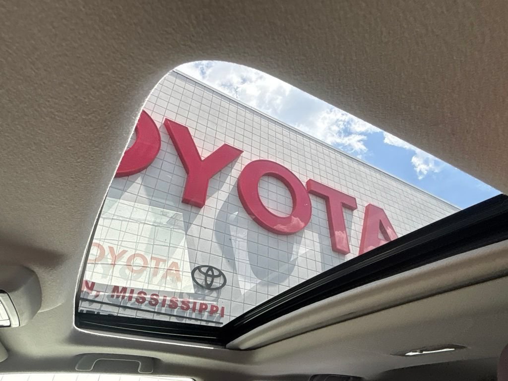 Used 2021 Toyota 4Runner Limited RWD image 19