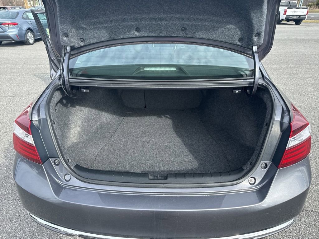 Used 2017 Honda Accord EX-L image 16