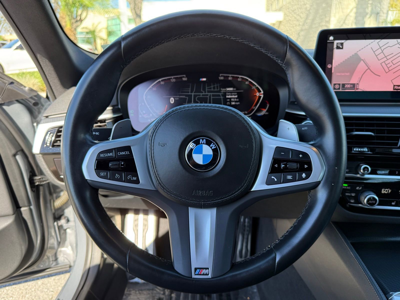 Used 2023 BMW 540i 540i w/ M Sport Package image 24