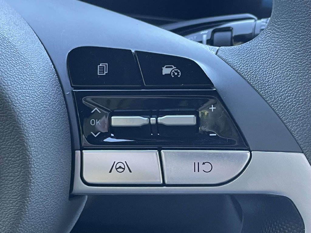 Certified 2024 Hyundai Elantra SEL FWD image 20