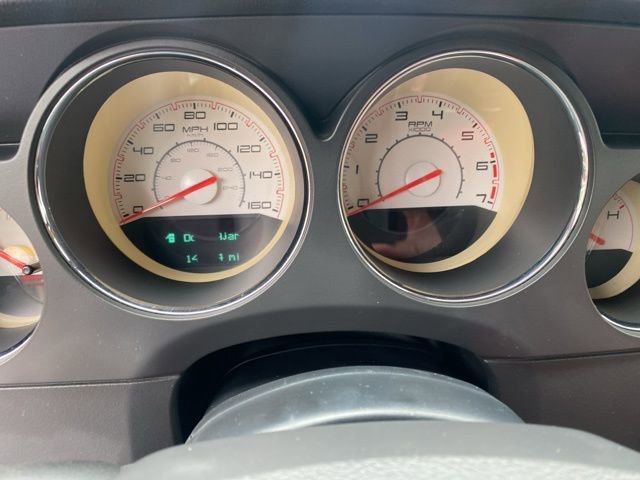 Used 2013 Dodge Challenger R/T RWD image 17