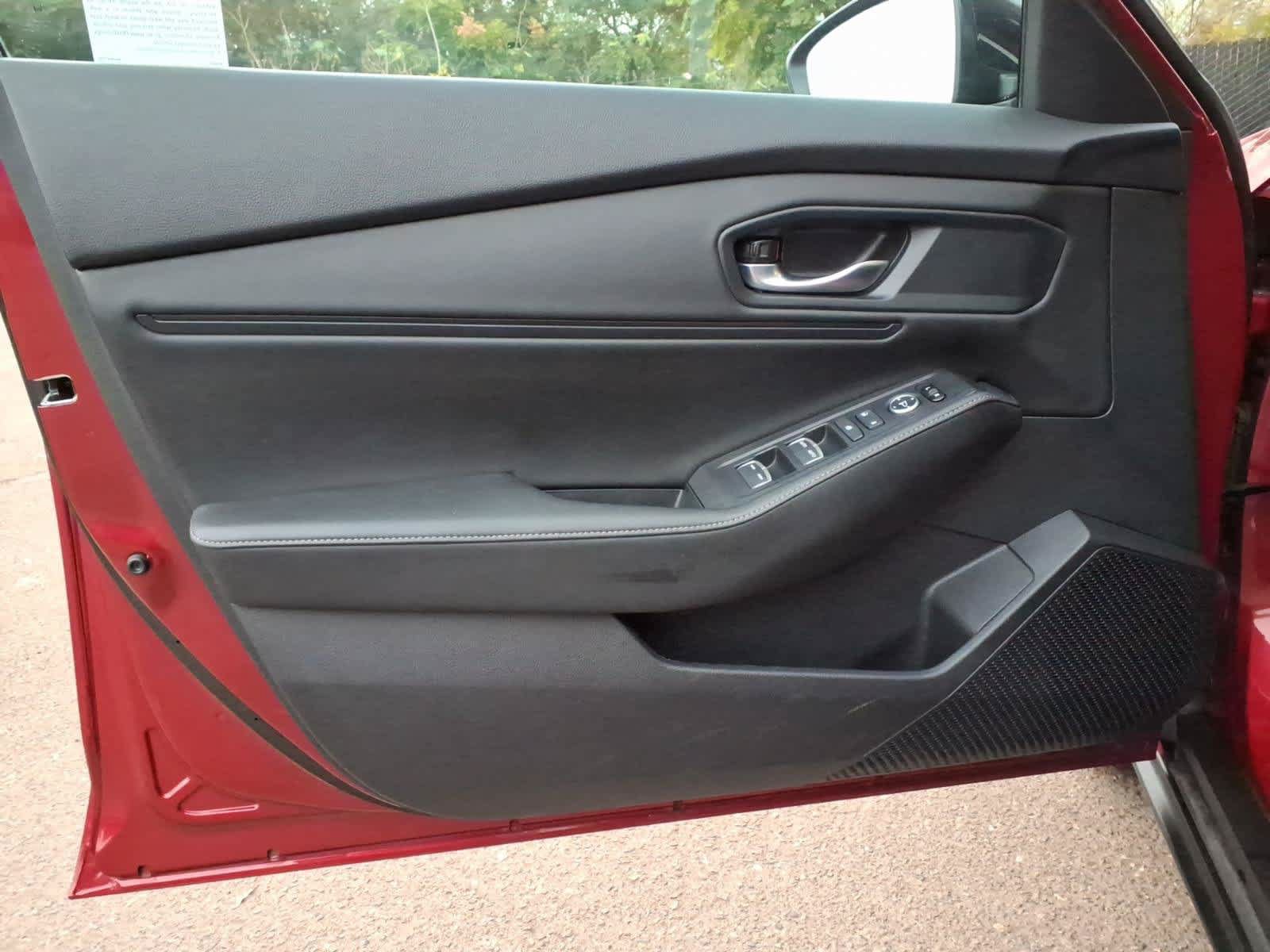 Used 2025 Honda Accord Sport image 12