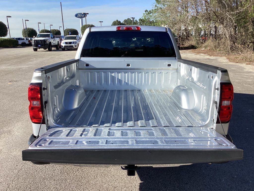 Used 2017 Chevrolet Silverado 1500 LT w/ LT Convenience Package image 9
