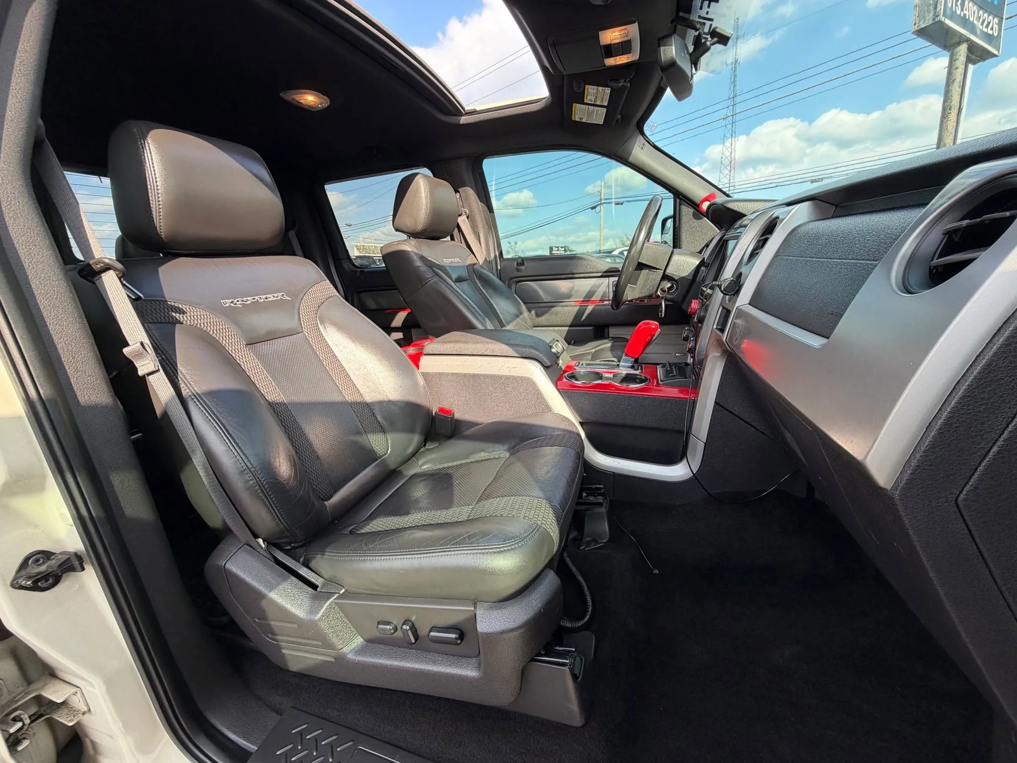 Used 2013 Ford F150 Raptor w/ Luxury Equipment Group AWD/4WD image 15