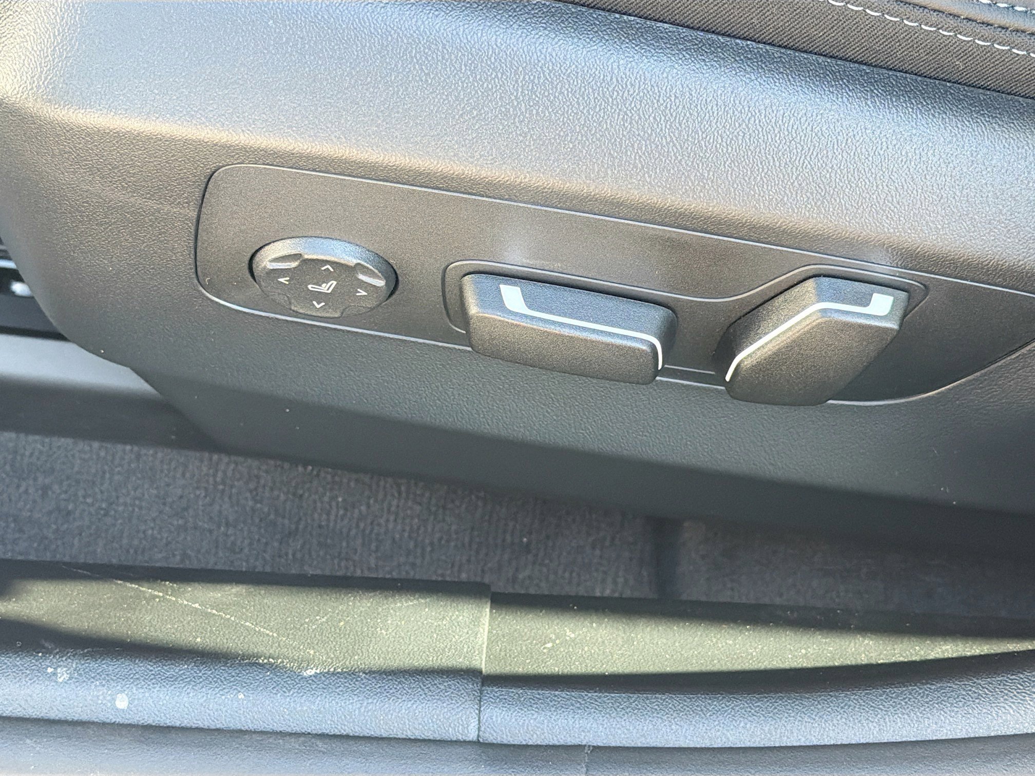 New 2026 BMW i5 eDrive40 image 25