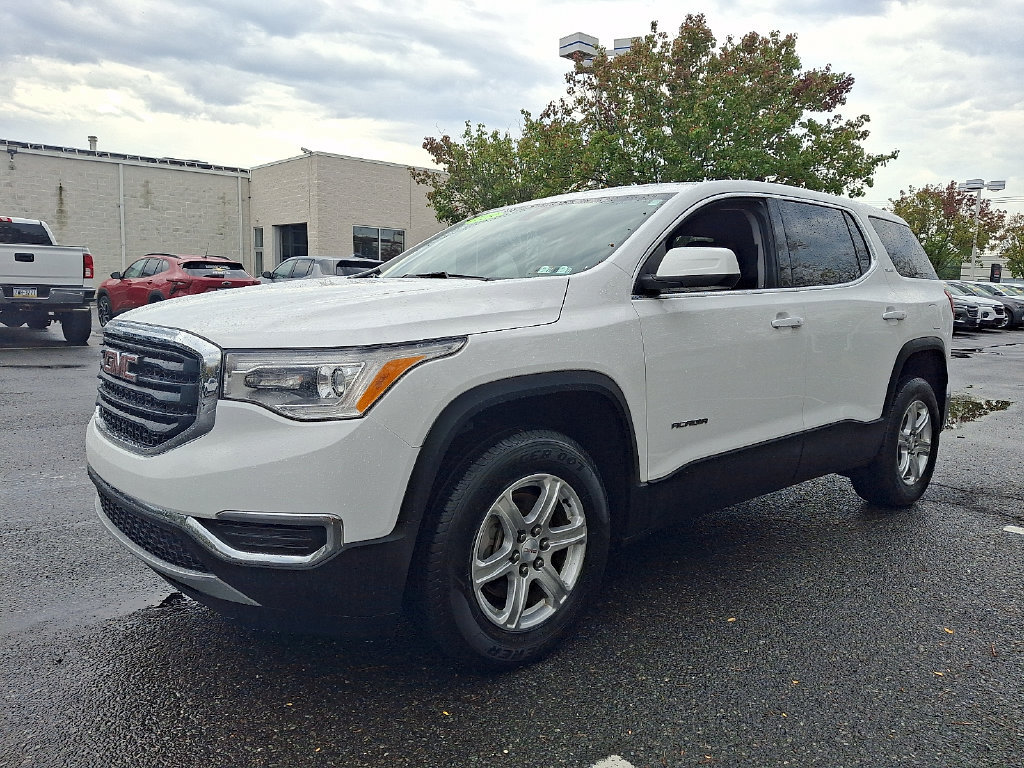 Used 2019 GMC Acadia SLE w/ LPO, Floor Liner Package AWD/4WD image 3