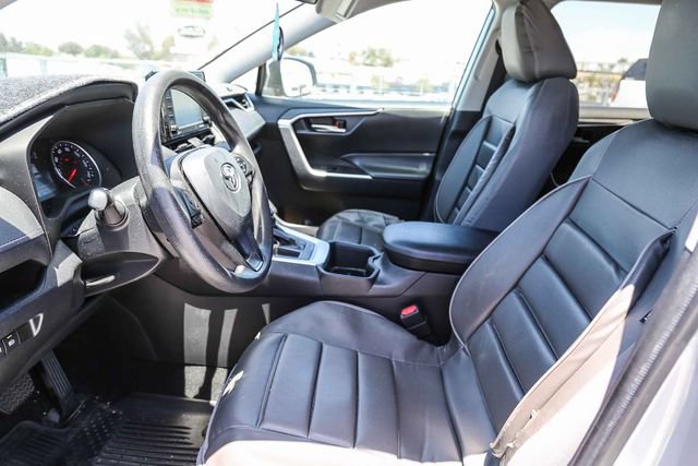 Used 2022 Toyota RAV4 XLE FWD image 19