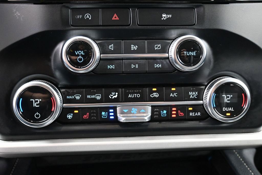 Used 2024 Ford Expedition XLT image 31