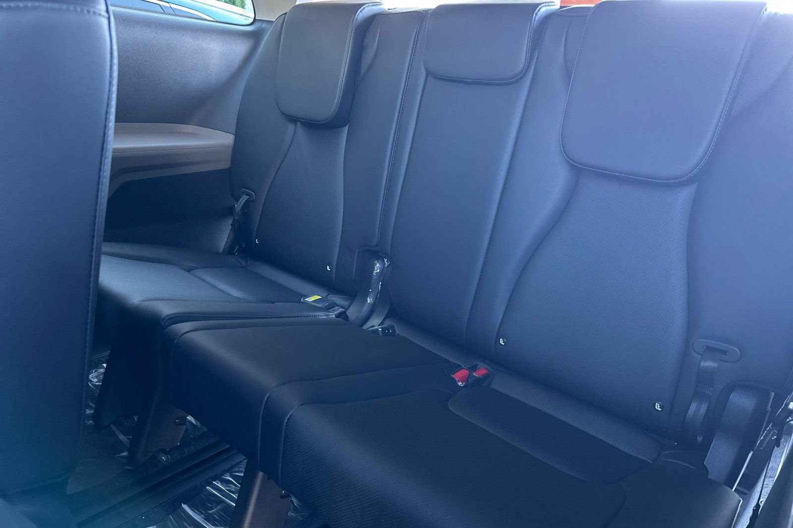 New 2026 Kia Carnival LXS image 15