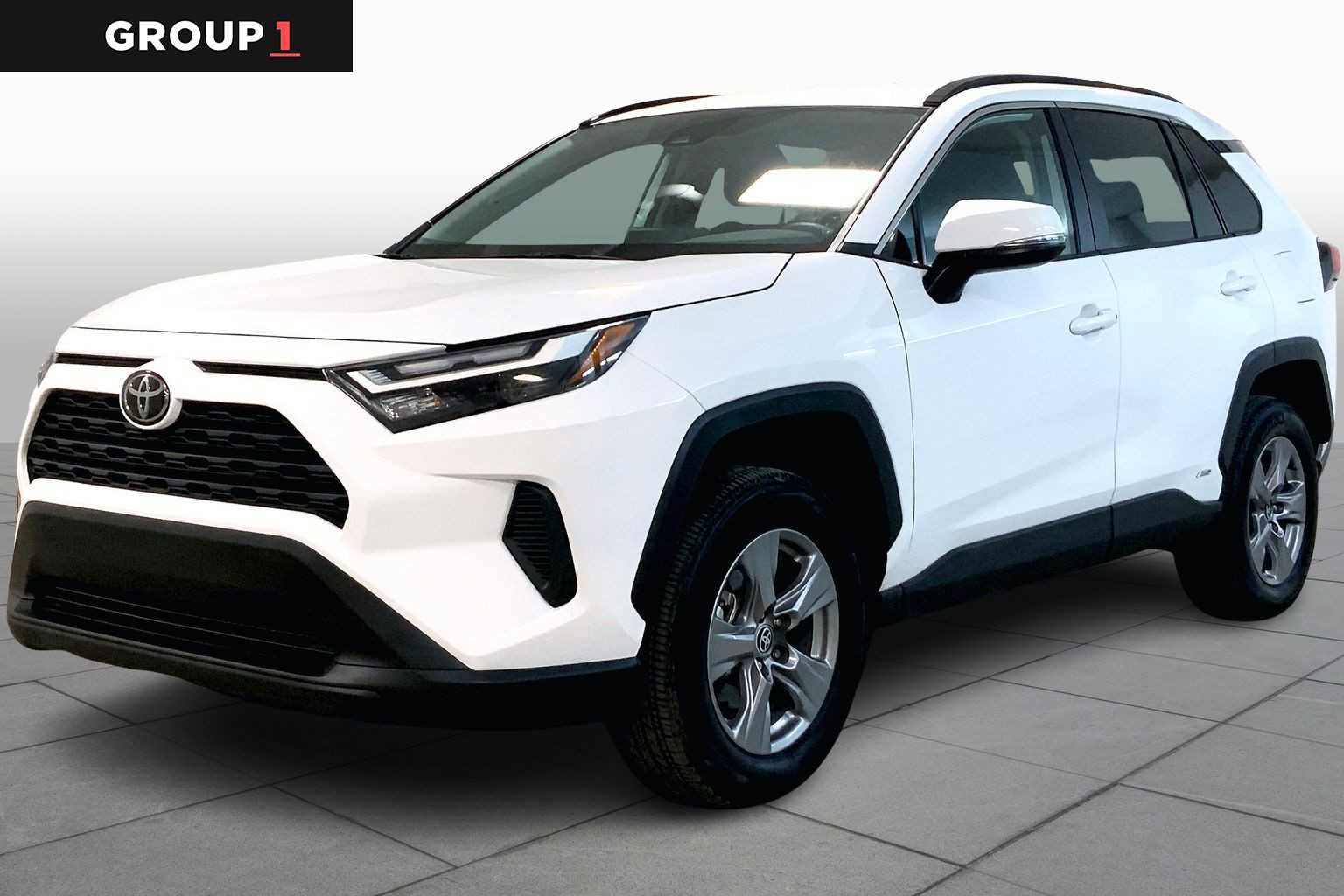 Used 2025 Toyota RAV4 XLE