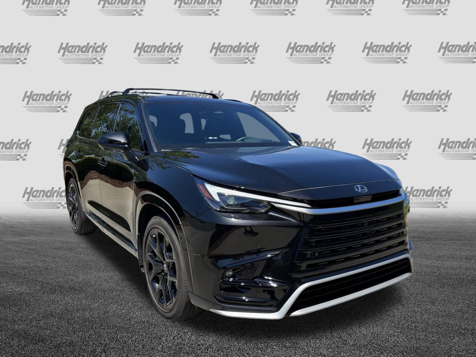 Used 2024 Lexus TX 500h AWD w/ Technology Package image 2