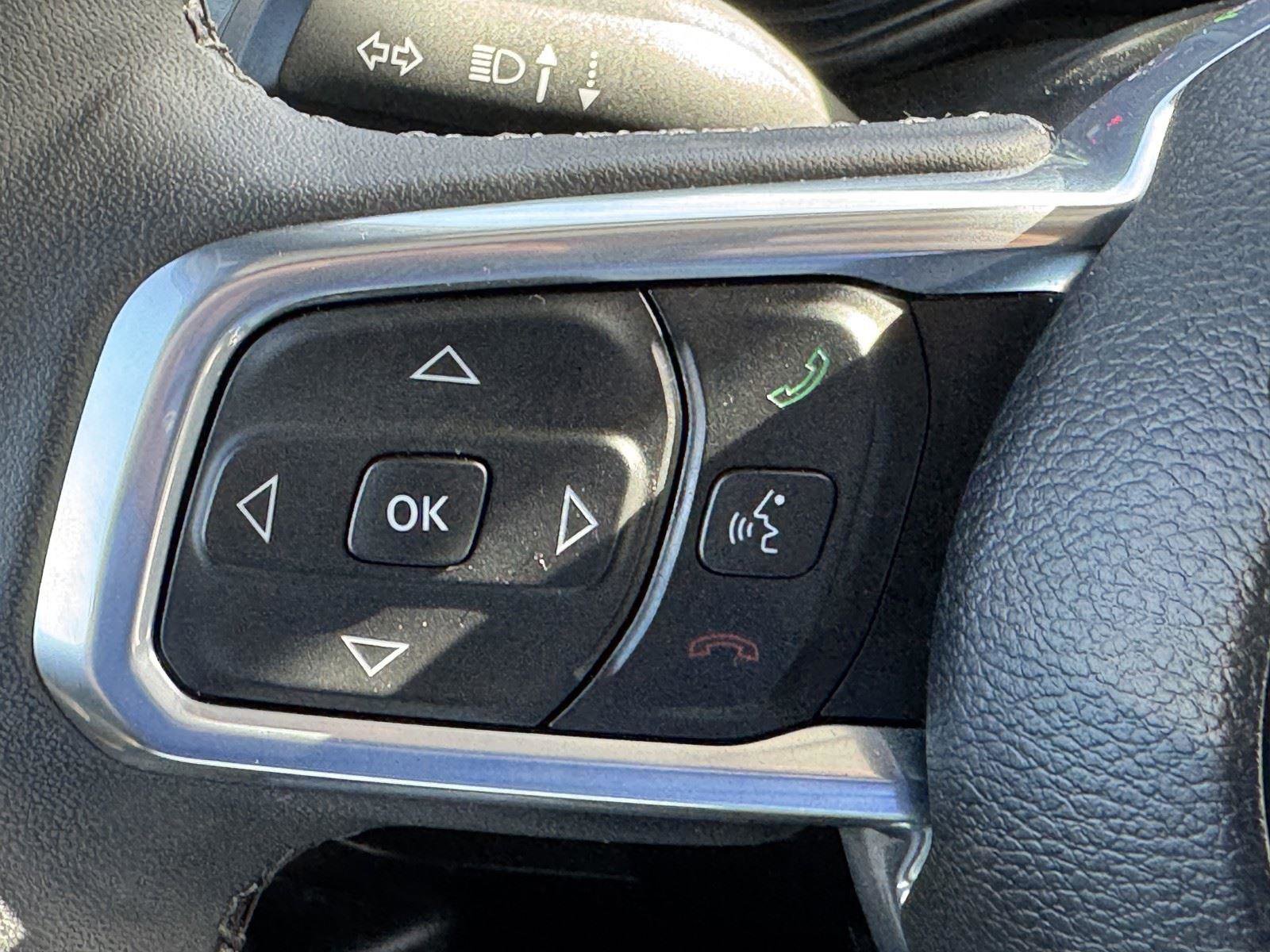 Certified 2025 Jeep Wrangler Sahara AWD/4WD image 20