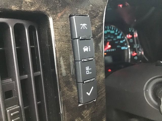 Used 2023 Chevrolet Express 2500 image 22