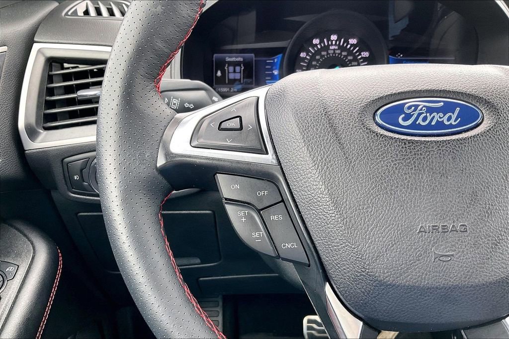 Used 2024 Ford Edge ST-Line image 18