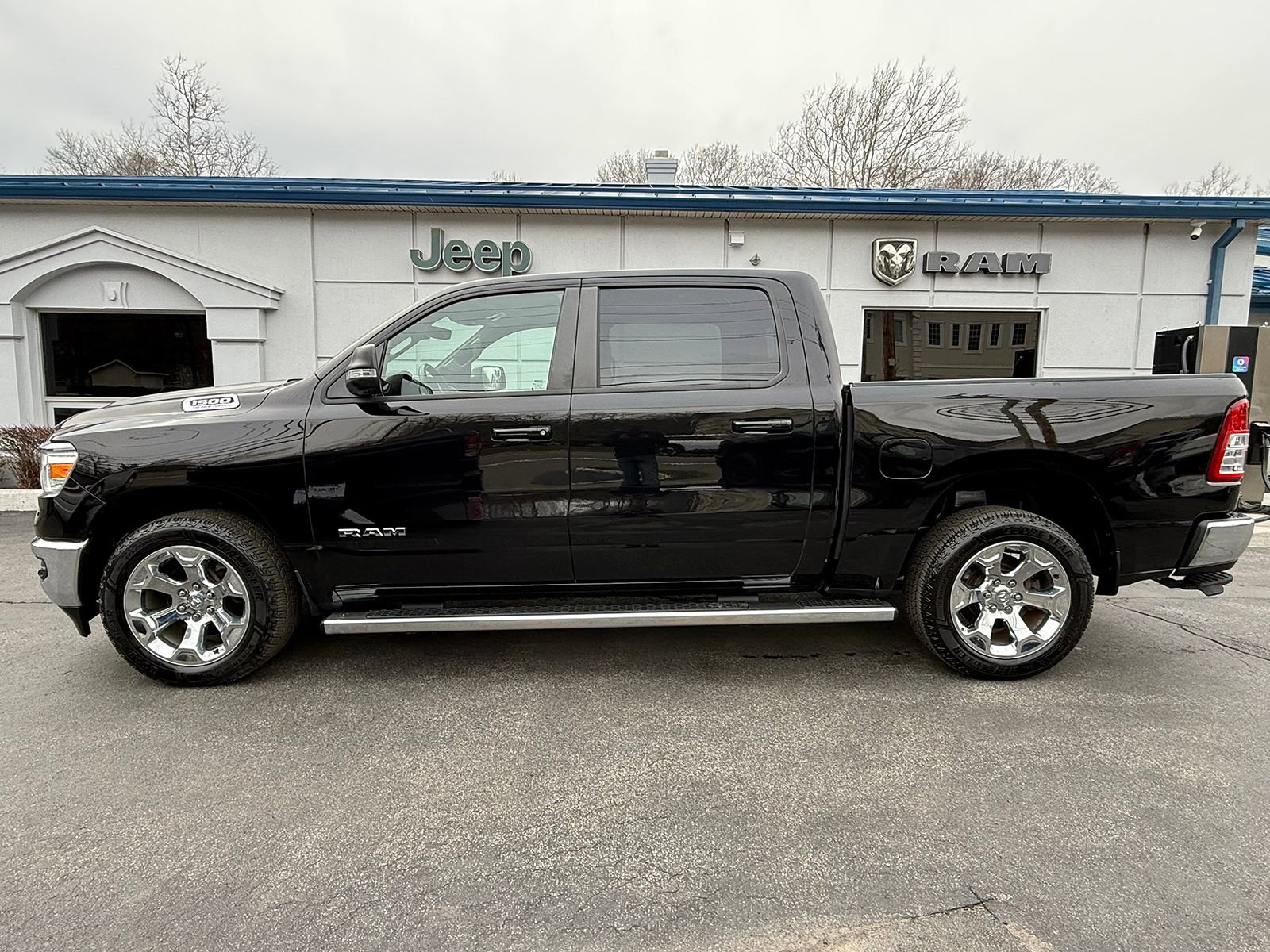 Used 2022 RAM 1500 Big Horn image 4